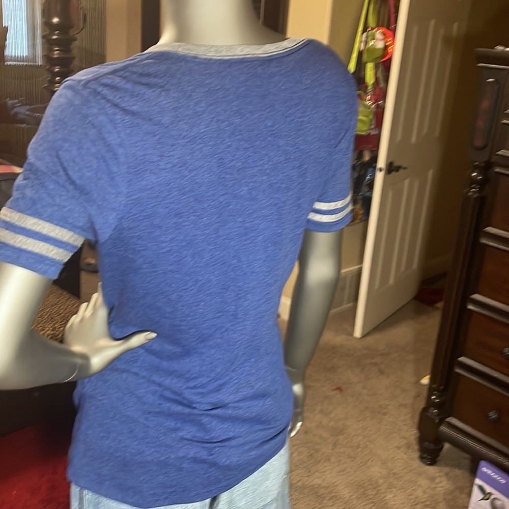 Jerzee’s NASA T-shirt - Picture 8 of 13